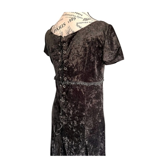 🕯 Black Crushed Velvet Maxi Dress – Size US 6 (Mortingus) - Picture 5 of 7